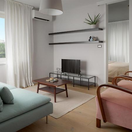 Ferienwohnung Elegant, Cosy And Quiet, Just 1 Min To Amphiteatre Pula Exterior foto